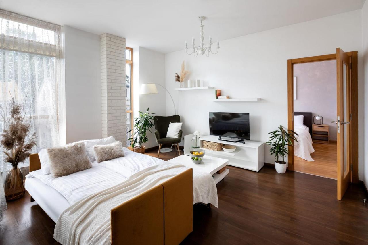 Ziedondarza Park One Bedroom Apartment With Balcony Рига Экстерьер фото